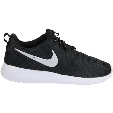 nike roshe one grau weiß damen|Amazon.com: Nike Women's Roshe One Shoes.